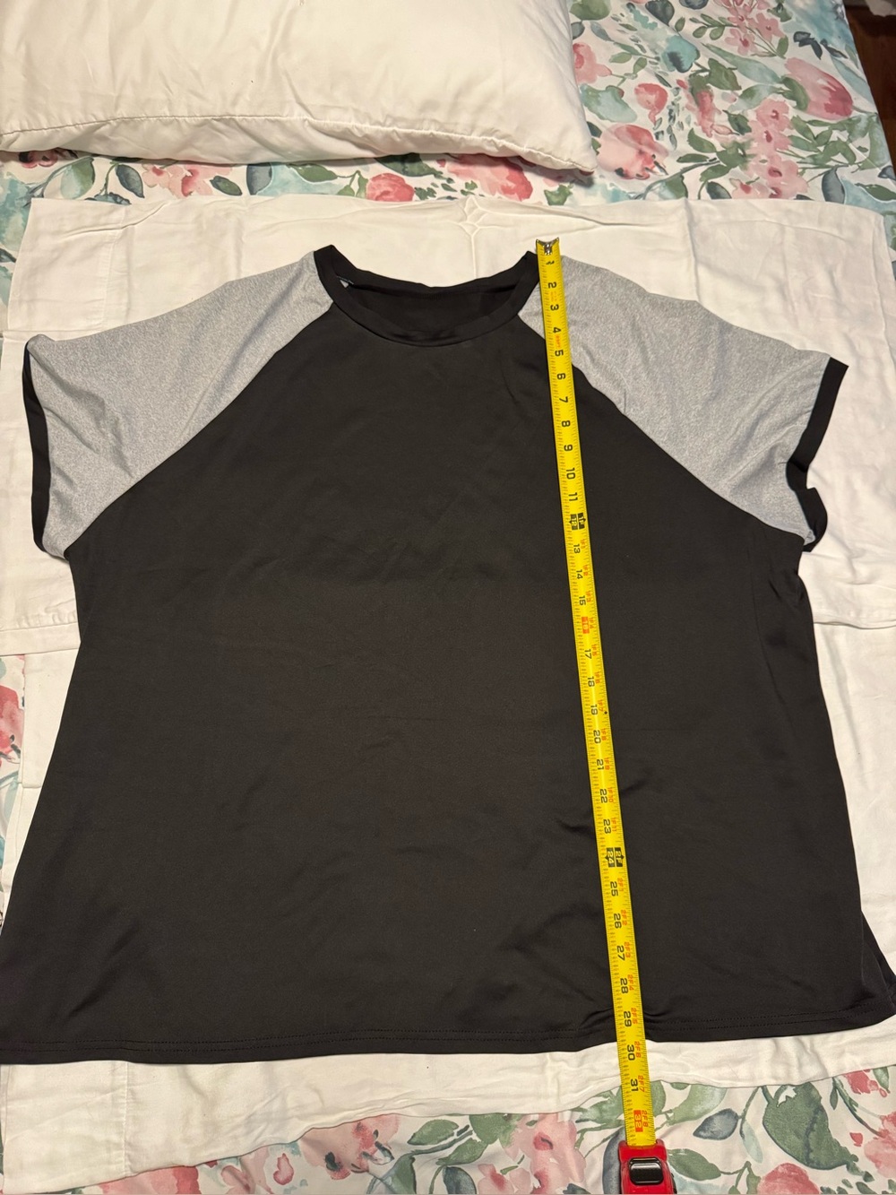 Black and Gray Raglan Short Sleeve T-Shirt Plus Size 5XL